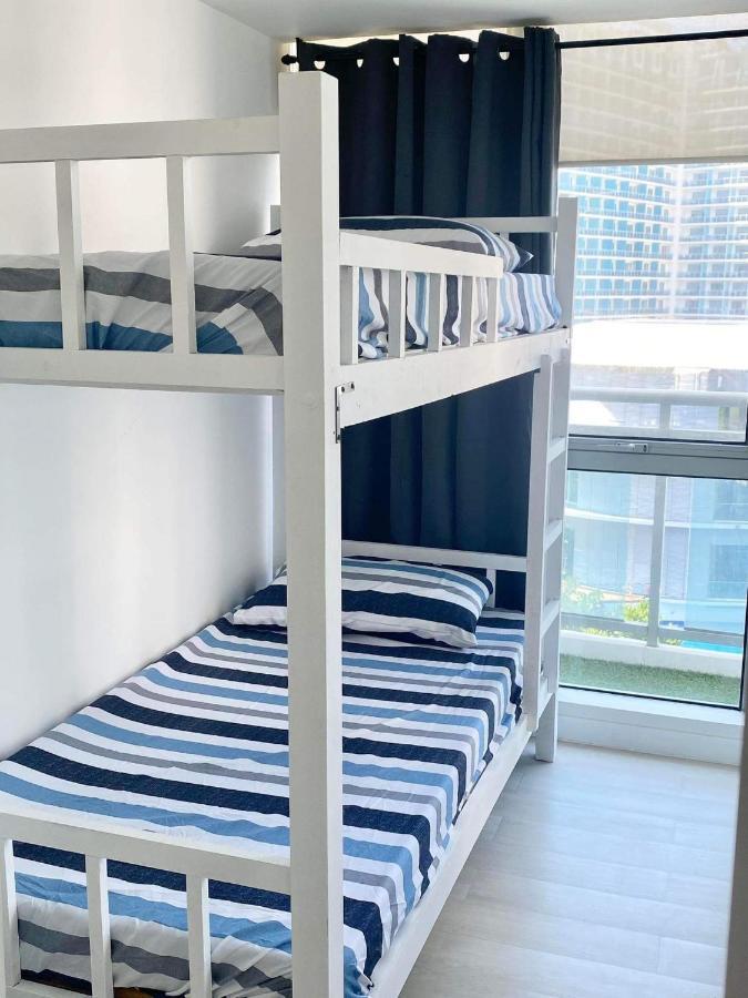 2 Bedroom Azure Beachview 마닐라 외부 사진